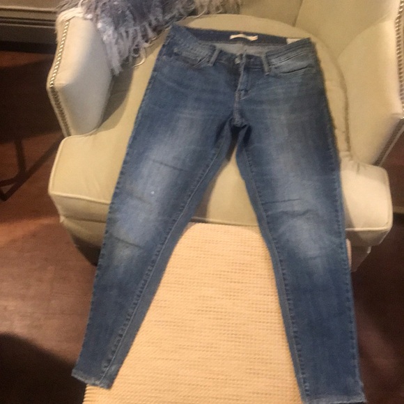 Levi’s 711 Skinny Jeans - Picture 8 of 13